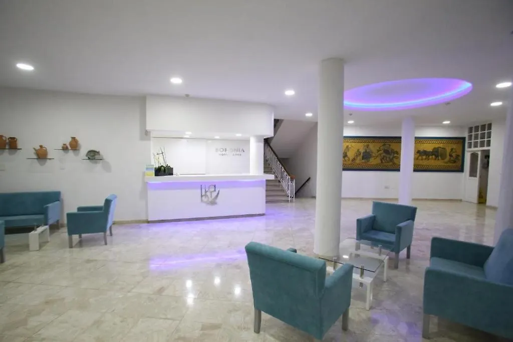 Boronia Hotel Apartments 라르나카 0*,