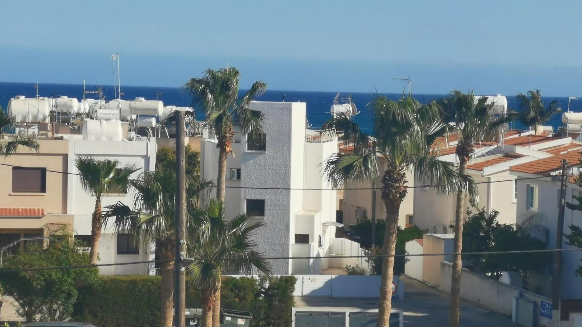 Boronia Hotel Apartments Lárnaka