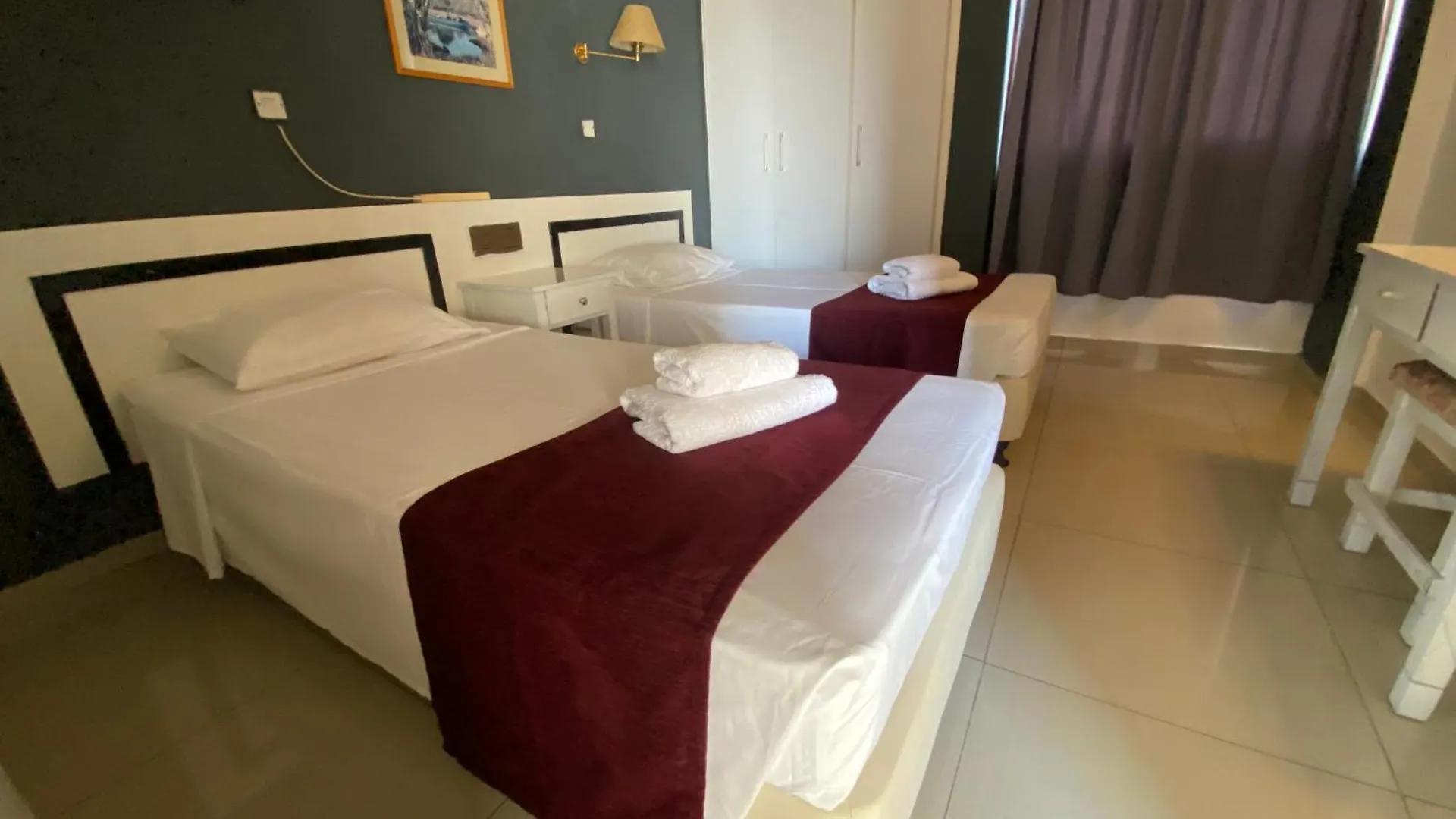 Boronia Hotel Apartments Larnaca