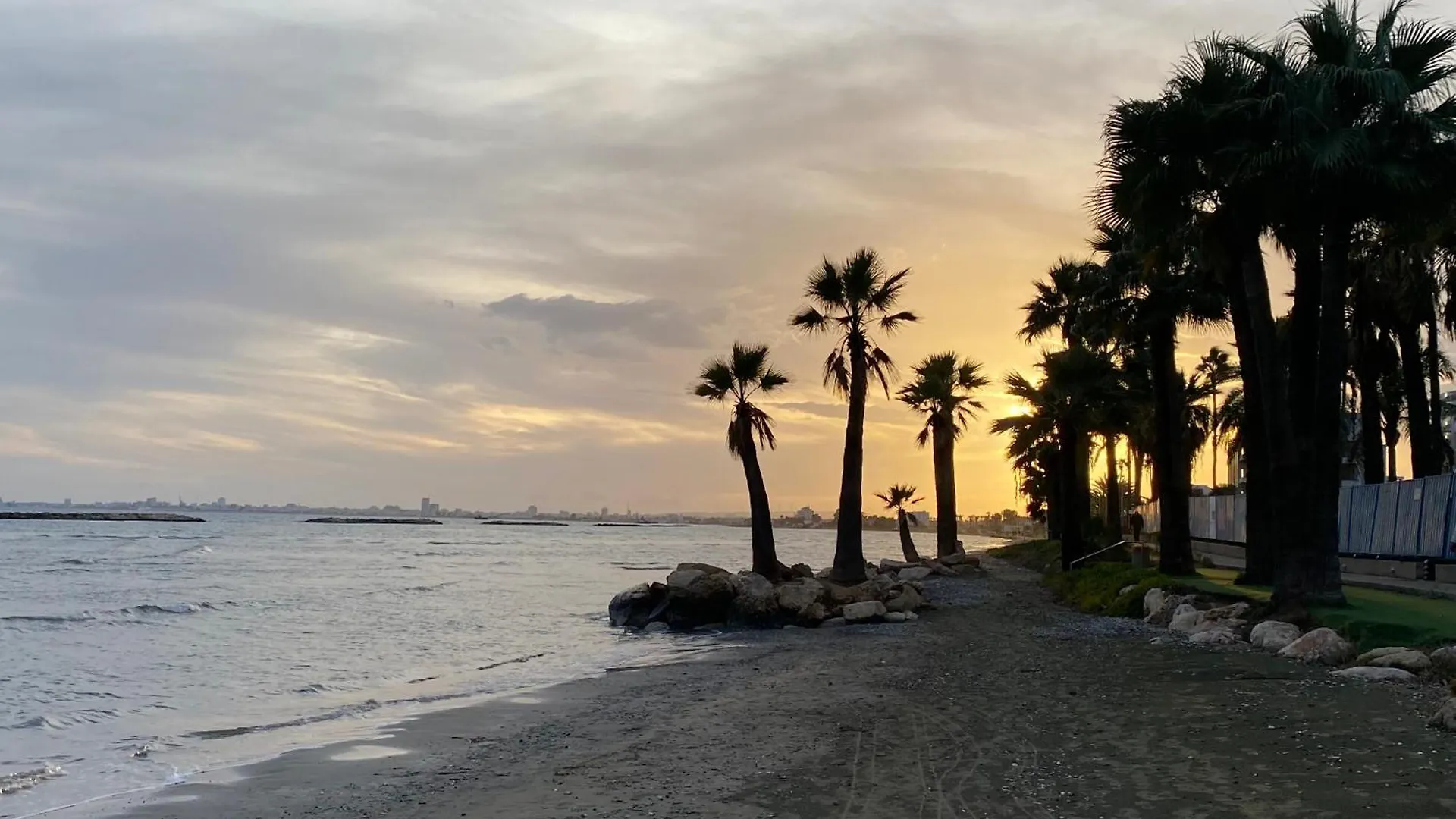 Boronia Hotel Apartments Larnaca